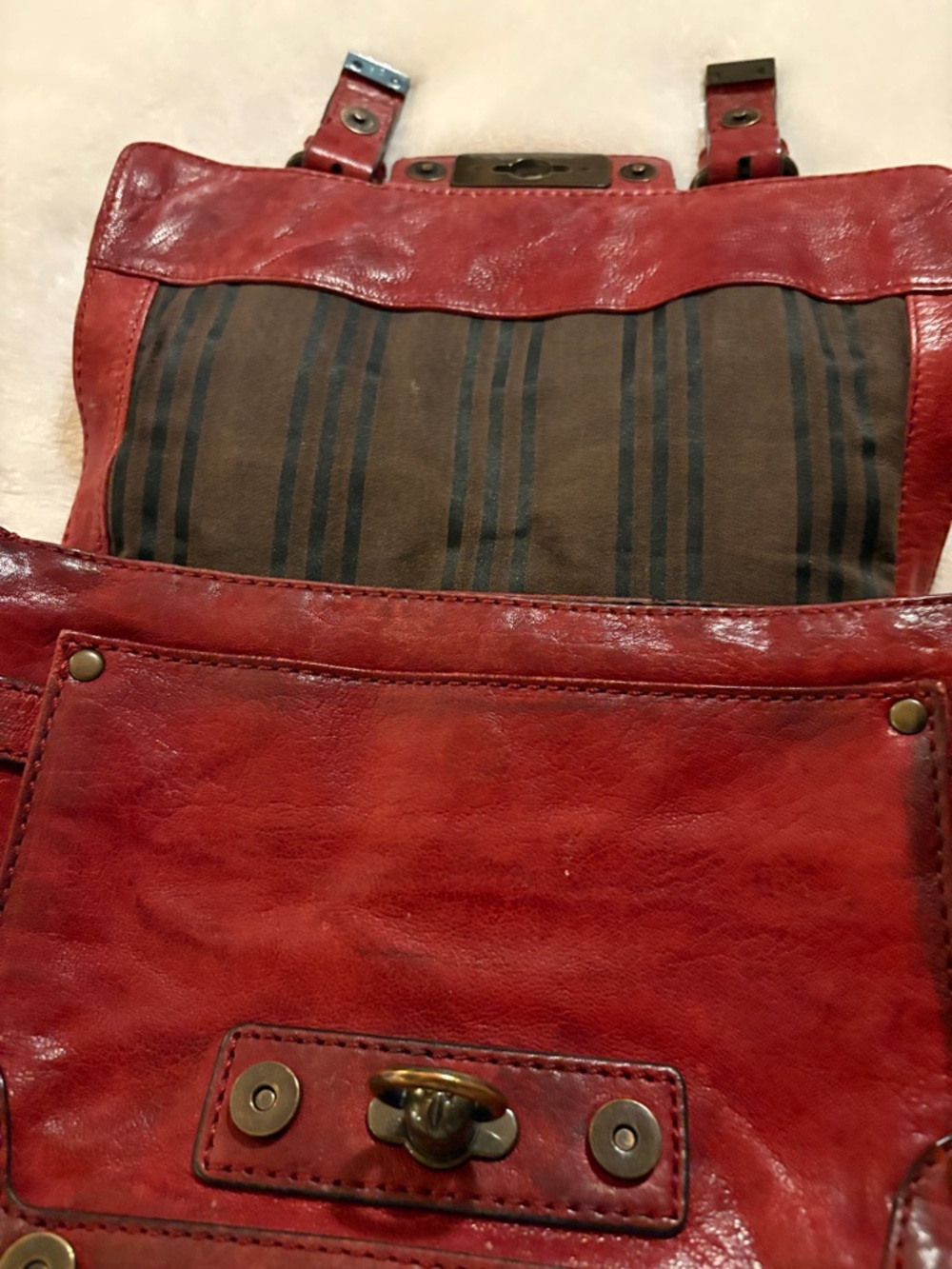 Frye vintage handbag. Excellent condition. May have used 3 times - Picture 4 of 8
